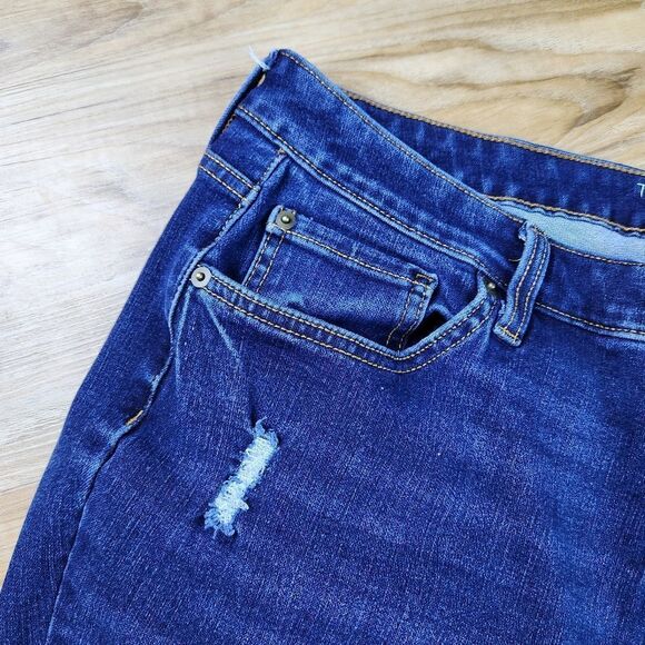 💇‍♀️Time and Tru Blue High Rise Curvy Jeans Size 18 - Picture 7 of 10
